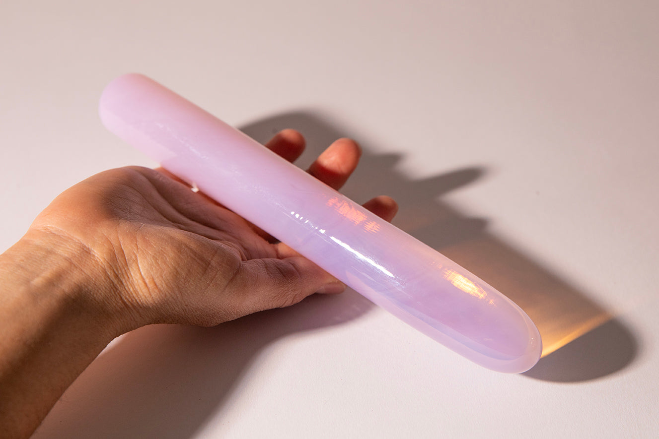 Straight Acupressure Wand in Opaline Pink