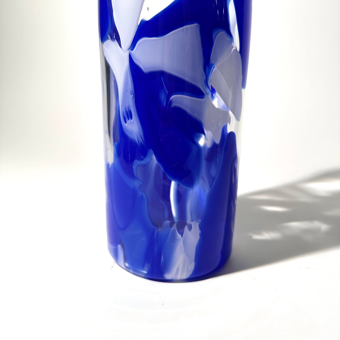Sky Vase in Lapislazuli blue and white